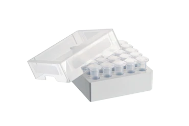 艾本德儲存盒 5 × 5, 可放置 25  個試管，5  mL，4  件，高 64  mm，2.5  英寸，聚丙烯材料，可耐受最低 -86  °C，可高溫高壓滅菌，帶蓋子并具有數(shù)字字母標識