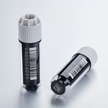 艾本德Eppendorf CryoStorage Vial, 2.0 mL, 不含 DNase、RNase、人類(lèi) DNA 和內(nèi)毒素；外螺紋，預(yù)先加蓋灰色管蓋，帶 2D SafeCode (DataMa